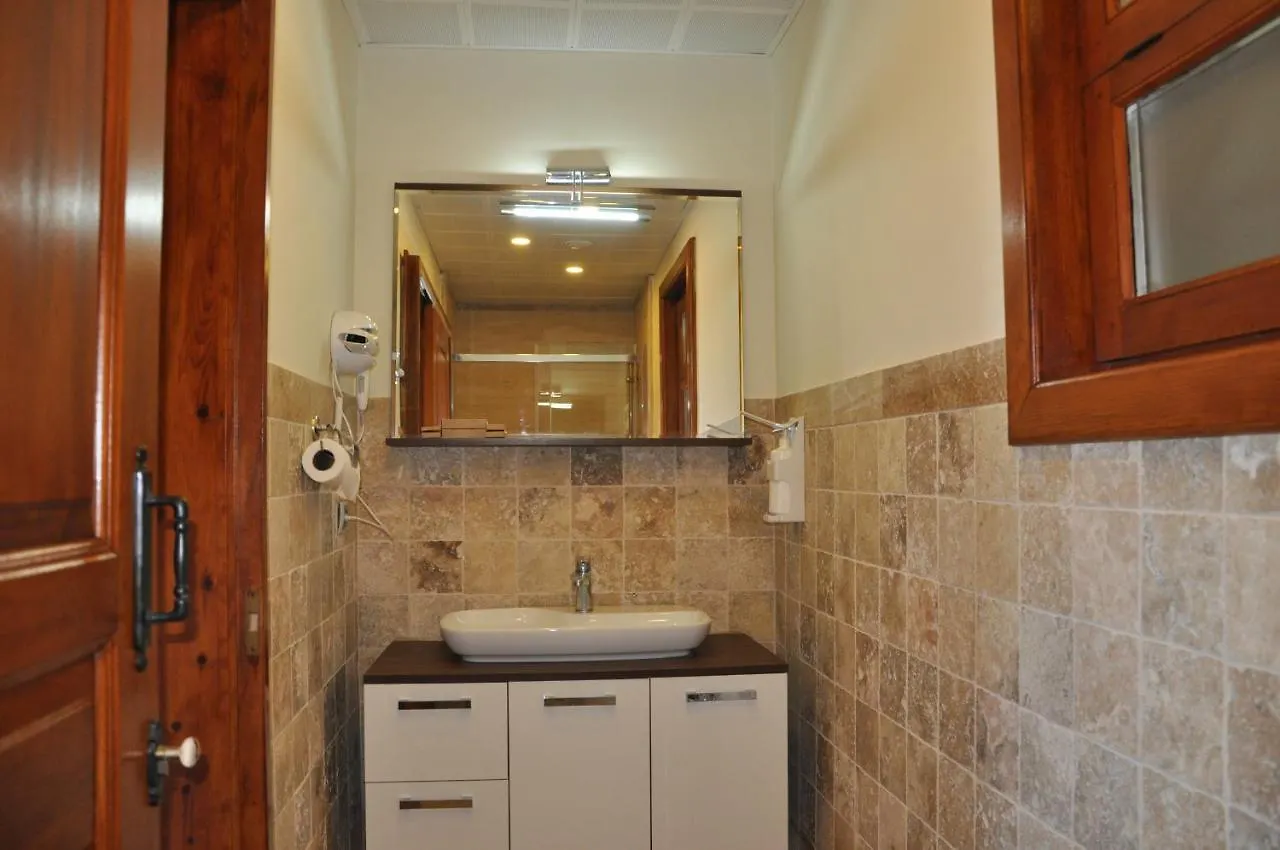 Tarihi Kumbaba Otel Istanbul Hotel